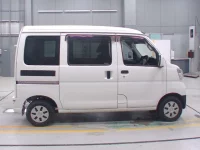 Toyota PIXIS VAN лот № 75089 оценка 3.5  с аукциона в Японии 2
