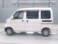 Toyota PIXIS VAN лот № 75089 оценка 3.5  с аукциона в Японии 3