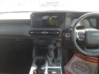 Toyota LAND CRUISER лот № 30288 оценка 6  с аукциона в Японии 8