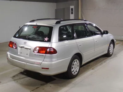 Toyota CALDINA  с аукциона в Японии