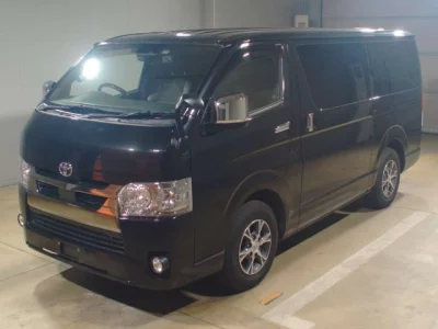 Toyota HiAce Van