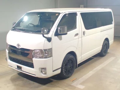Toyota HiAce Van