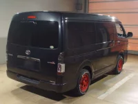 Toyota HIACE VAN лот № 62023 оценка 3.5  с аукциона в Японии 1