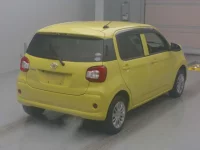 Toyota PASSO лот № 35 оценка 3.5  с аукциона в Японии 1