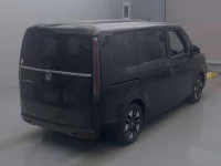 Honda STEP WAGON лот № 2011 оценка 4  с аукциона в Японии 1