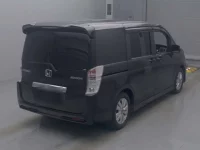 Honda STEP WAGON лот № 30029 оценка 3.5  с аукциона в Японии 1