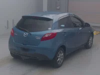 Mazda DEMIO лот № 30012 оценка 4.5  с аукциона в Японии 1