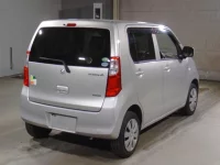 Suzuki WAGON R лот № 7074 оценка 3.5  с аукциона в Японии 1