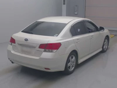 Subaru LEGACY B4