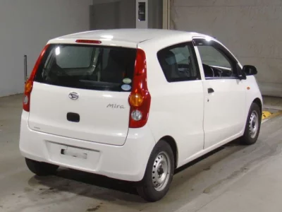 Daihatsu MIRA  с аукциона в Японии