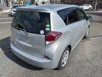 Toyota RACTIS лот № 50018 оценка 3.5  с аукциона в Японии 1
