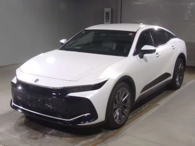 Toyota Crown Crossover