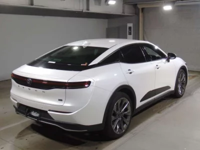 Toyota CROWN CROSSOVER