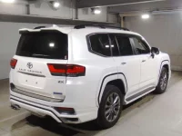 Toyota LAND CRUISER лот № 2371 оценка 4.5  с аукциона в Японии 1