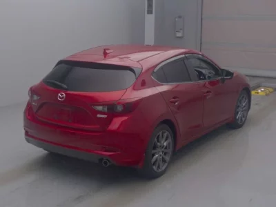 Mazda AXELA  с аукциона в Японии
