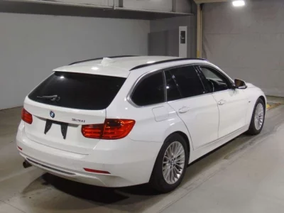 BMW 3-Series  с аукциона в Японии