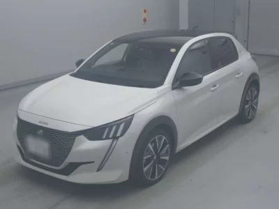 Peugeot 208  с аукциона в Японии