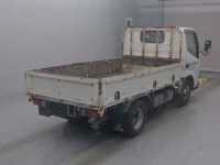 Toyota DYNA лот № 63511 оценка RA  с аукциона в Японии 1