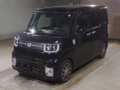 Toyota Pixis Mega