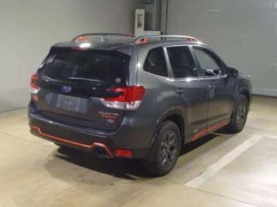 Subaru FORESTER