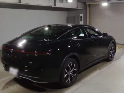 Toyota CROWN CROSSOVER