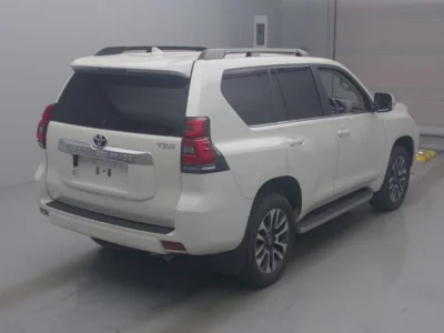 Toyota LAND CRUISER PRADO  с аукциона в Японии
