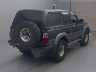 Toyota HILUX SURF  с аукциона в Японии
