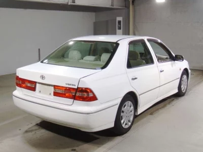 Toyota VISTA  с аукциона в Японии