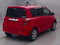 Toyota RACTIS лот № 77059 оценка 3  с аукциона в Японии 1