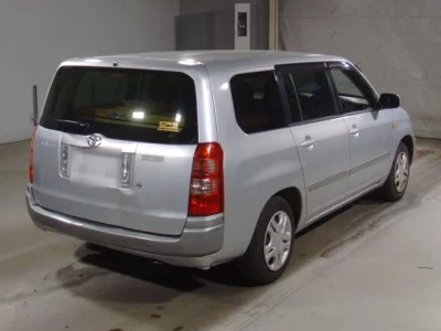 Toyota SUCCEED  с аукциона в Японии