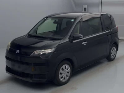 Toyota SPADE  с аукциона в Японии