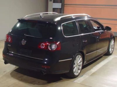Volkswagen PASSAT VARIANT  с аукциона в Японии