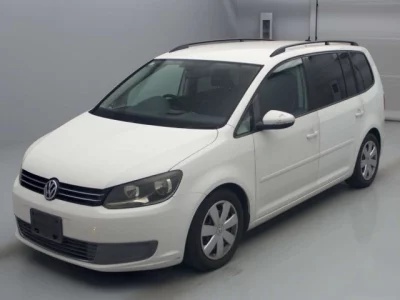 Volkswagen GOLF TOURAN  с аукциона в Японии