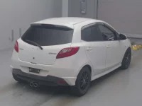 Mazda DEMIO лот № 4269 оценка 3.5  с аукциона в Японии 1
