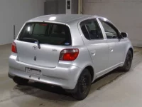 Toyota VITZ лот № 7219 оценка 3.5  с аукциона в Японии 1