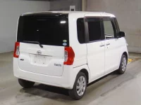 Daihatsu TANTO лот № 7279 оценка 3.5  с аукциона в Японии 1