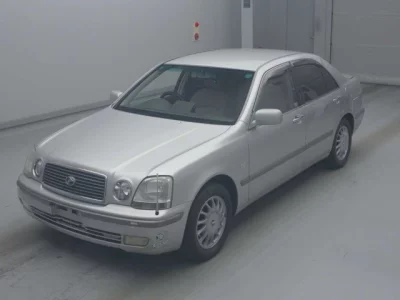 Toyota PROGRES  с аукциона в Японии