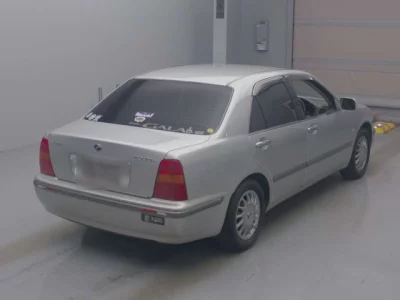 Toyota PROGRES  с аукциона в Японии