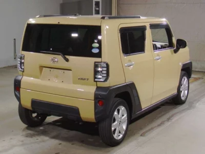 Daihatsu TAFT