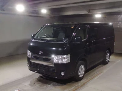 Toyota HiAce Van