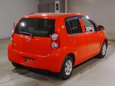 Toyota PASSO  с аукциона в Японии