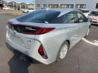 Toyota PRIUS PHV
