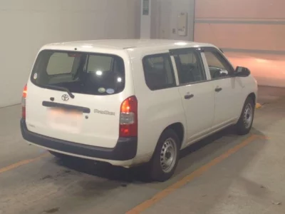Toyota PROBOX  с аукциона в Японии