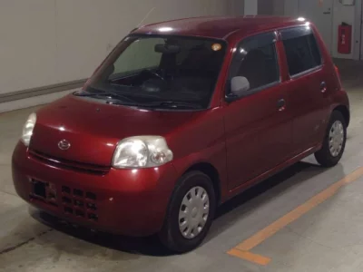 Daihatsu Esse