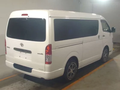Toyota HIACE VAN  с аукциона в Японии