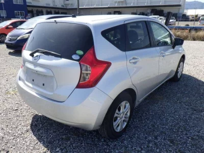 Nissan NOTE  с аукциона в Японии