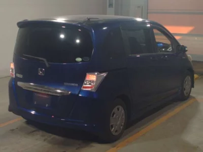 Honda FREED  с аукциона в Японии
