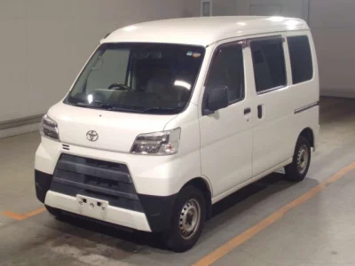 Toyota Pixis Van