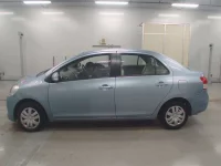 Toyota BELTA лот № 10025 оценка 3  с аукциона в Японии 3