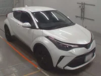 Toyota C-HR лот № 30001 оценка 5  с аукциона в Японии 4